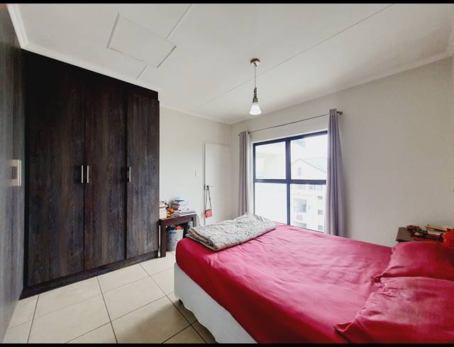 1 BEDROOM APARTMENT FOR SALE IN PETERVALE